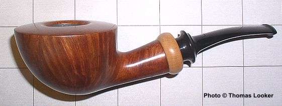 Freehand pot with boxwood ring, 2003