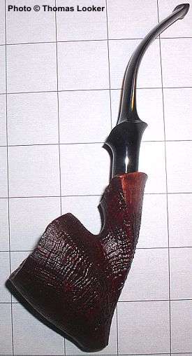 Sandblast freehand sitter, inspired by Sixten Ivarsson, 2003.  (See also smooth version, SPC 091 )