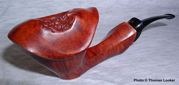 Freehand Dublin, 2004.  (This stunning freehand Dublin can be considered an exemplar of Tokutomi's  "asymmetrical balance."  One of the first pipes of 2004.)